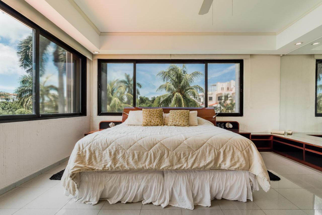 Elegant Lagoon Front Villa By Casa Paraiso Cancún Zewnętrze zdjęcie