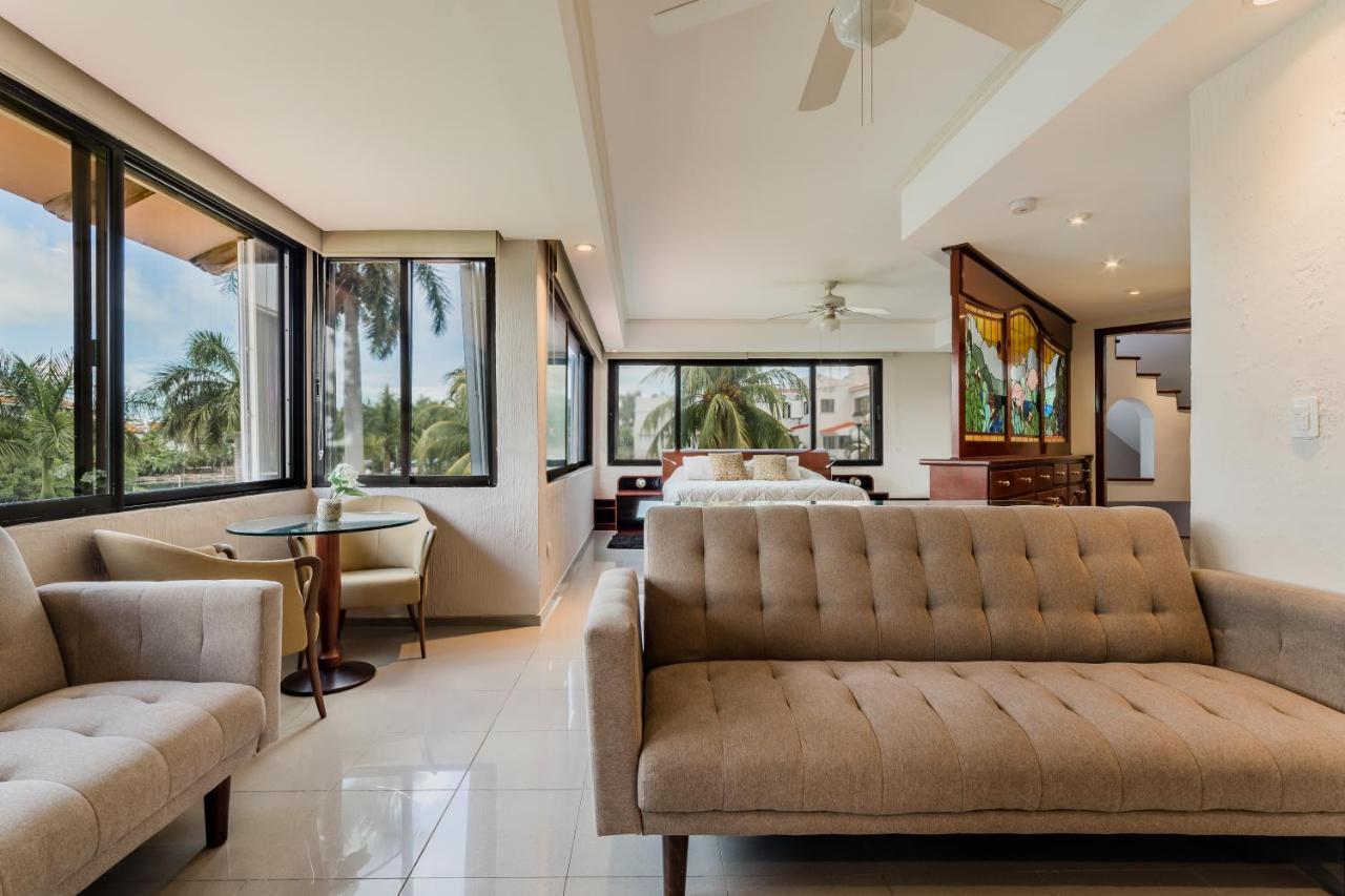Elegant Lagoon Front Villa By Casa Paraiso Cancún Zewnętrze zdjęcie