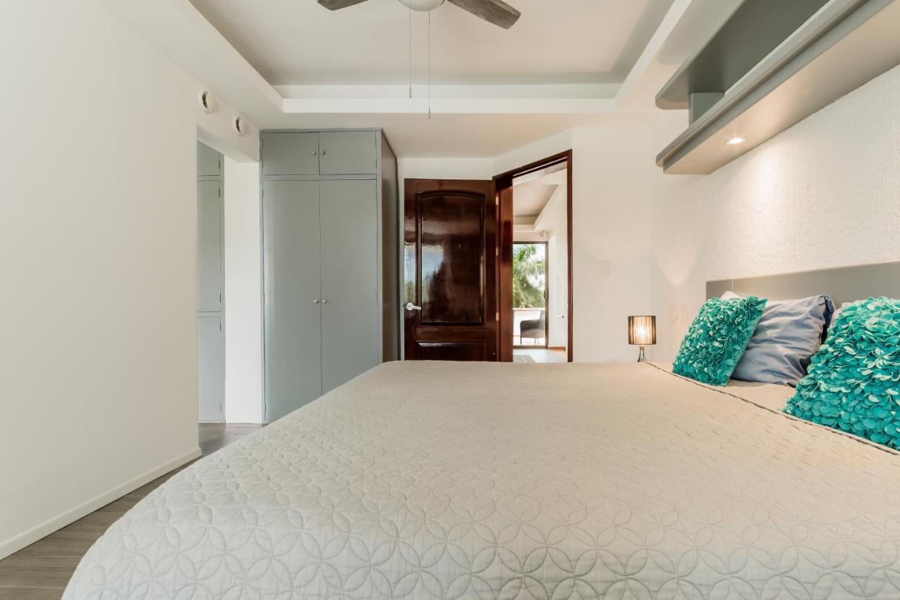 Elegant Lagoon Front Villa By Casa Paraiso Cancún Zewnętrze zdjęcie