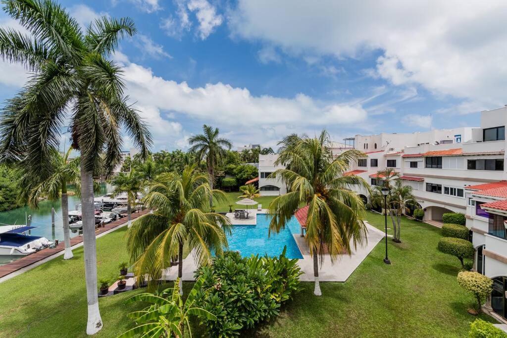 Elegant Lagoon Front Villa By Casa Paraiso Cancún Zewnętrze zdjęcie
