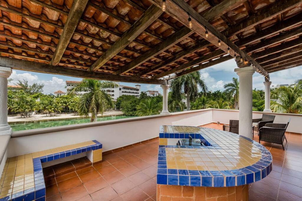 Elegant Lagoon Front Villa By Casa Paraiso Cancún Zewnętrze zdjęcie