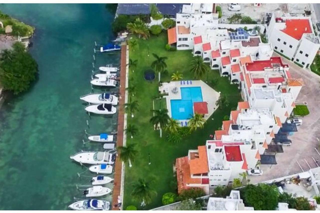 Elegant Lagoon Front Villa By Casa Paraiso Cancún Zewnętrze zdjęcie